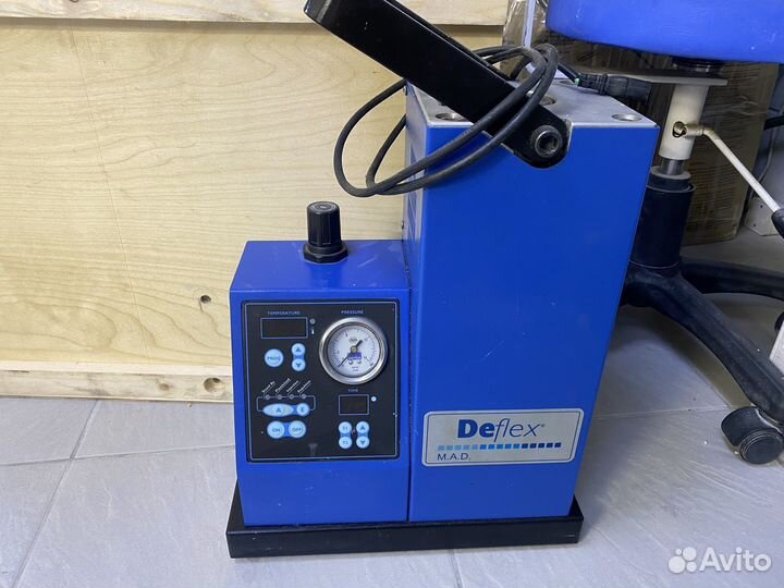 Продается термоинжекционный аппарпт Deflex M.A.D