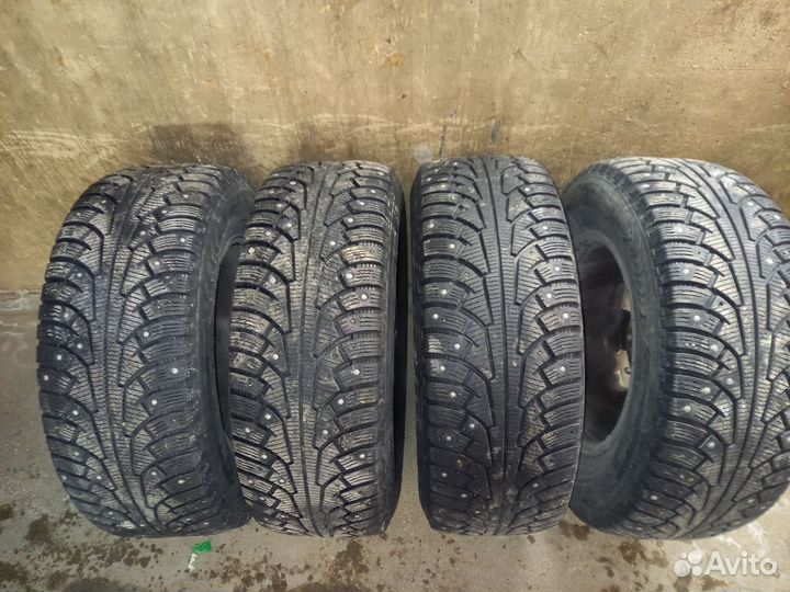 Nokian Tyres Hakkapeliitta 5 SUV 265/65 R17 116T