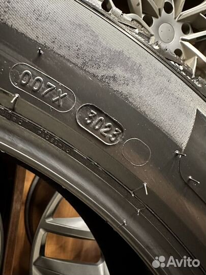 Michelin X-Ice Snow SUV 275/45 R22 112T