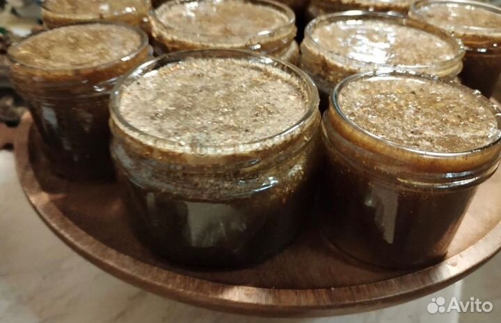 Мед волшебный для него