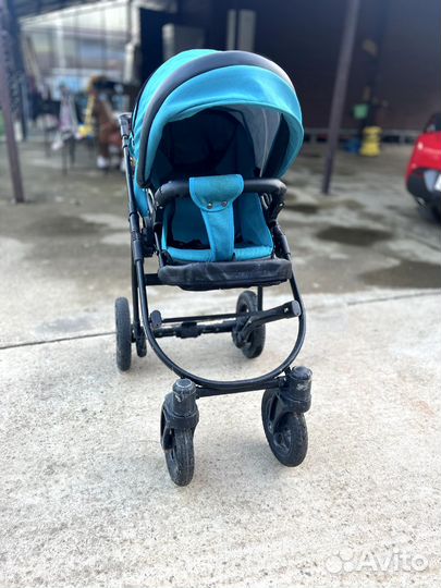 Прогулочная коляска3в1бу,кроватка