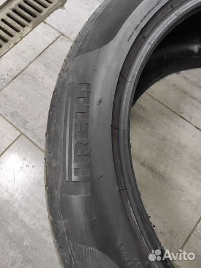 Pirelli P Zero 275/45 R21