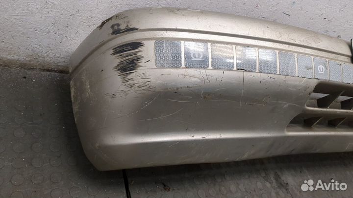 Бампер Isuzu Trooper, 1995