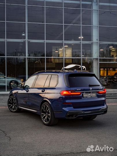 BMW X7 3.0 AT, 2022, 7 км