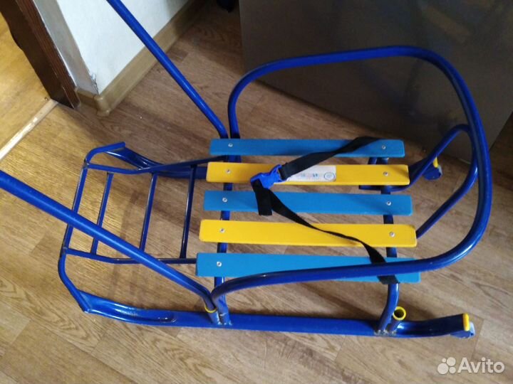 Санки детские с ручкой