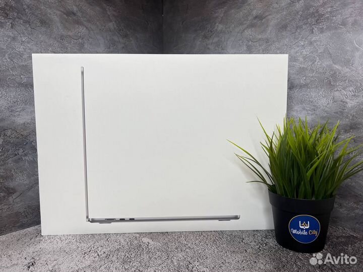 MacBook Air 15 M2 8/256GB Space Gray Новый