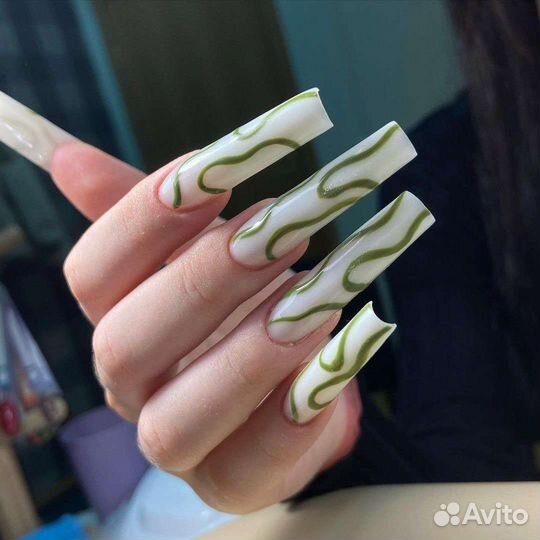 Нужна модель на маникюр(для пополнения портфолио)