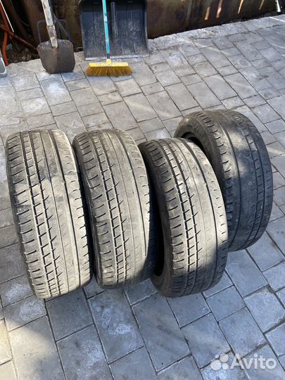 Viatti Strada 2 (V-134) 205/55 R16