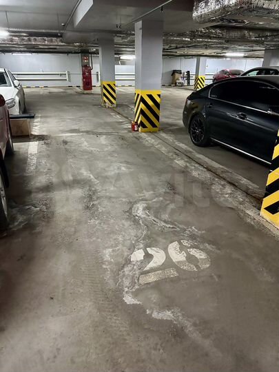 Машиноместо, 13 м²