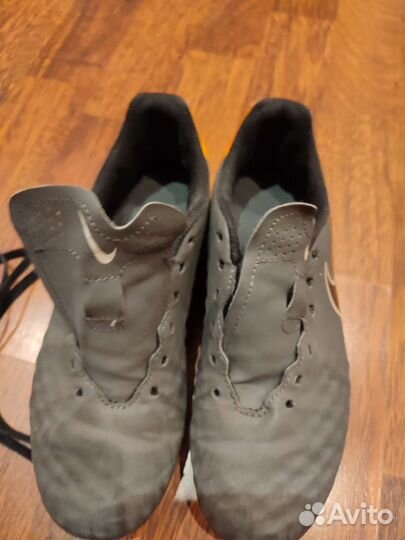 Бутсы футзалки. 32, 33
