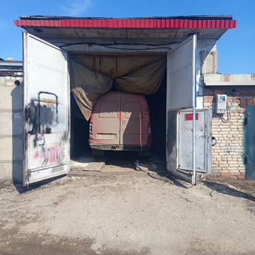 Гараж, > 30 м²