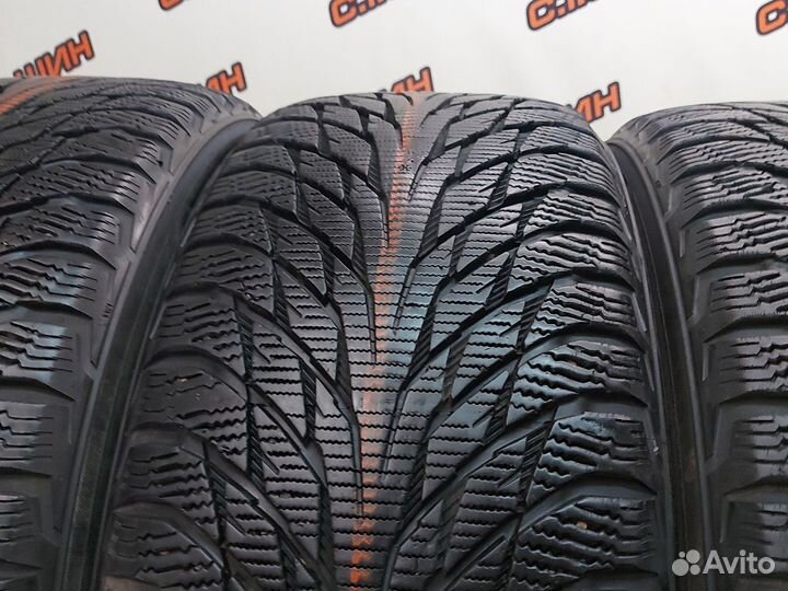 Nokian Tyres Hakkapeliitta R2 235/55 R17 103R