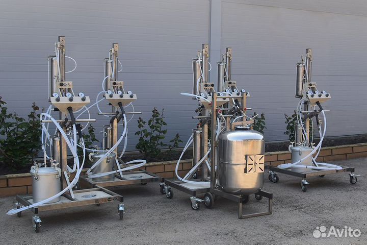 Гелькоутер. Установка нанесения гелькоута смолы