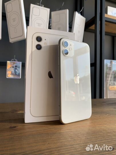iPhone 11 128GB White б/у