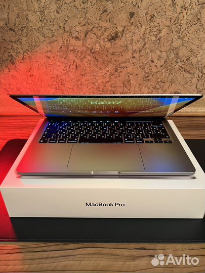 MacBook Pro 13 (256 Gb) (рст)