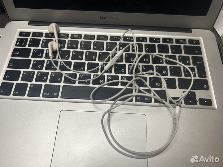 Наушники apple earpods lightning бу