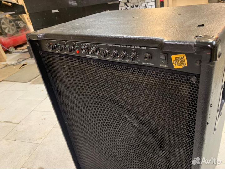 Комбоусилитель для бас-гитары Yerasov BA-210R