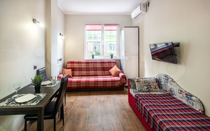 1-к. квартира, 43 м², 1/5 эт.