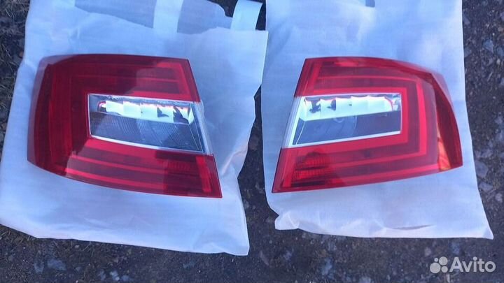 Фонарь задний (пара) Skoda Octavia A7