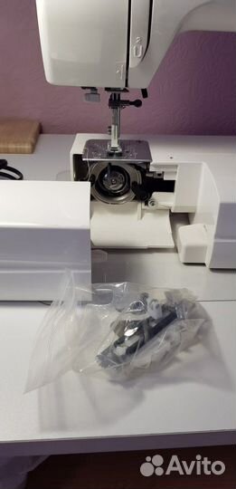 Швейная машина Janome 290 s