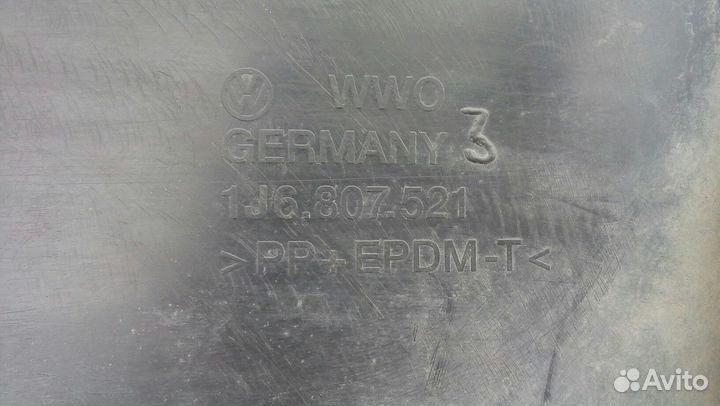 Юбка заднего бампера для Гольф 4