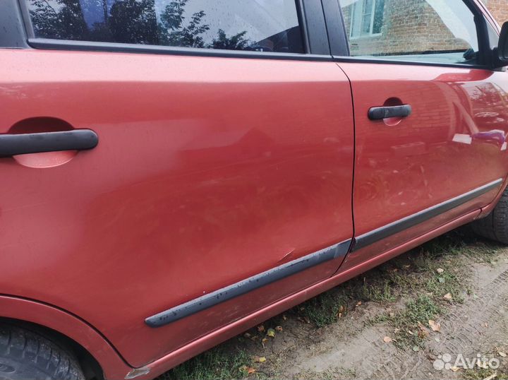 Nissan Note 1.4 МТ, 2008, 240 000 км