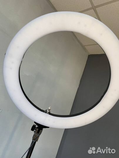 Кольцевая лампа