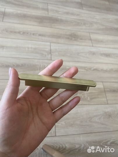 Мебельные ручки