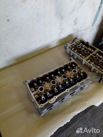 Головка блока Volkswagen Golf 5 BLF 1.6