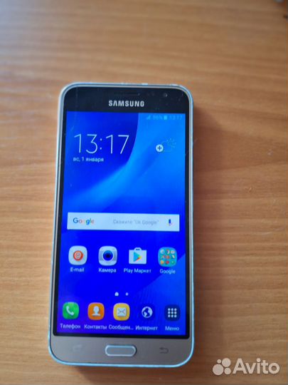 Samsung Galaxy J3 (2016) SM-J320H/DS, 8 ГБ