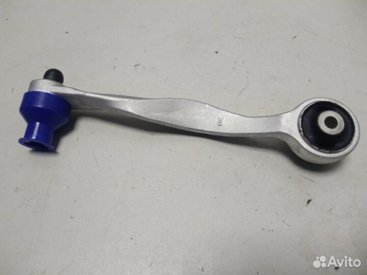 Рычаг передний верх правый задний 8D0407510G