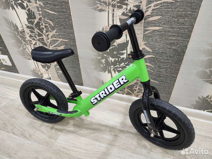 Беговел strider classic 12