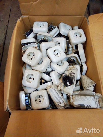 Розетки и электропатроны СССР