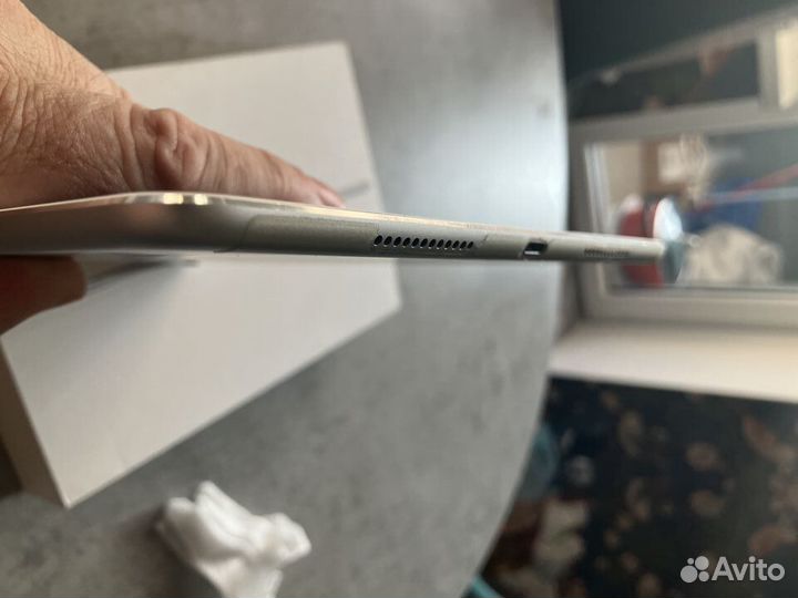 iPad pro 9.7 не рабочий.(№ 6)