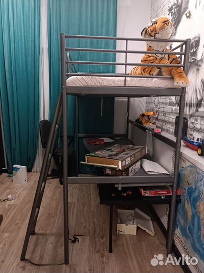 Кровать двухъярусная Икея с матрасом