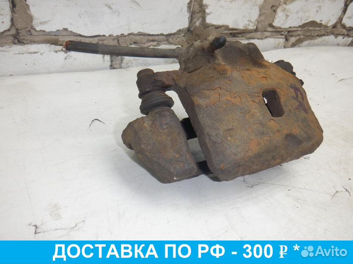 Суппорт передний правый Lancer 9