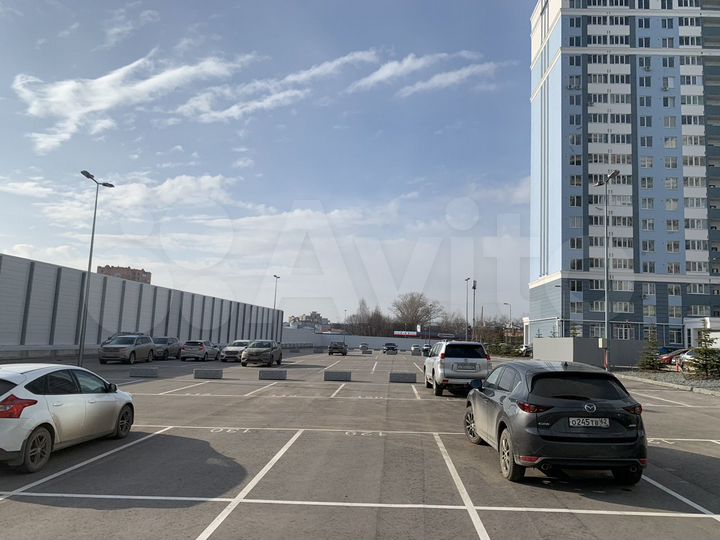Машиноместо, 14 м²