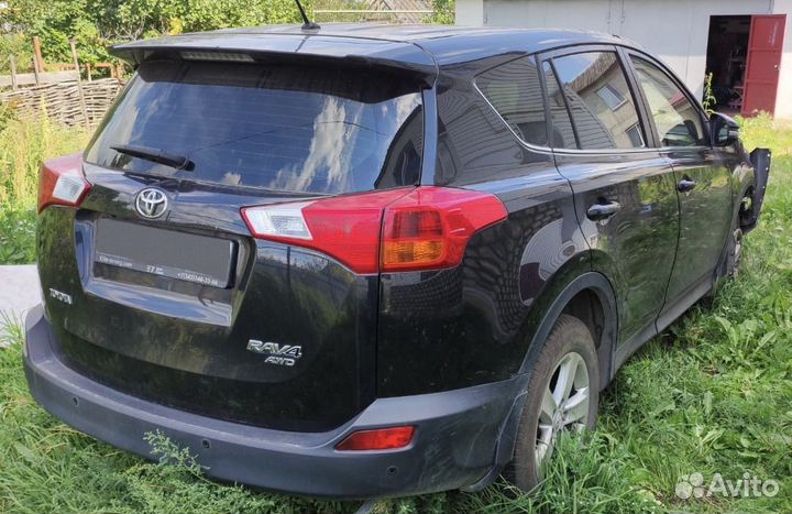 Toyota RAV4, 2013