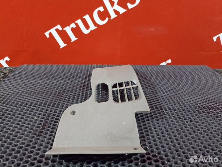 Накладка на торпедо Daf XF105, Daf XF95