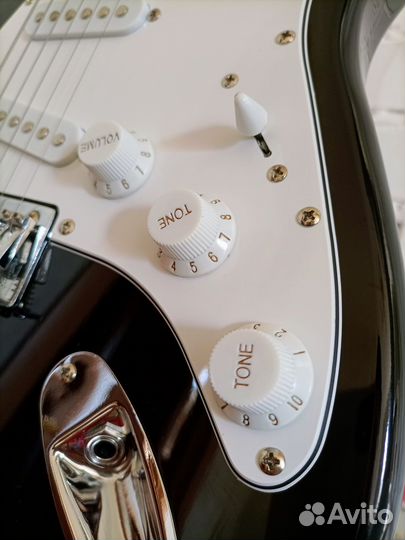 Электрогитара Fender Squier MM