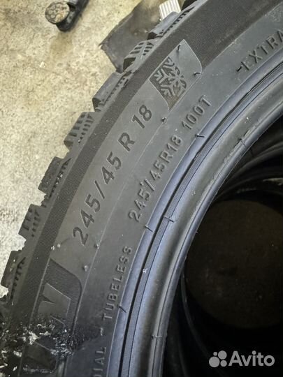 Michelin X-Ice North 4 245/45 R18 100T