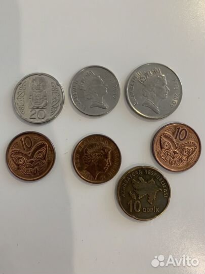 Монеты Фиджи, Новая Зеландия, Азербайджан