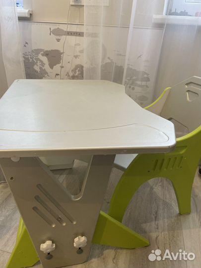 Детский столик для кормления