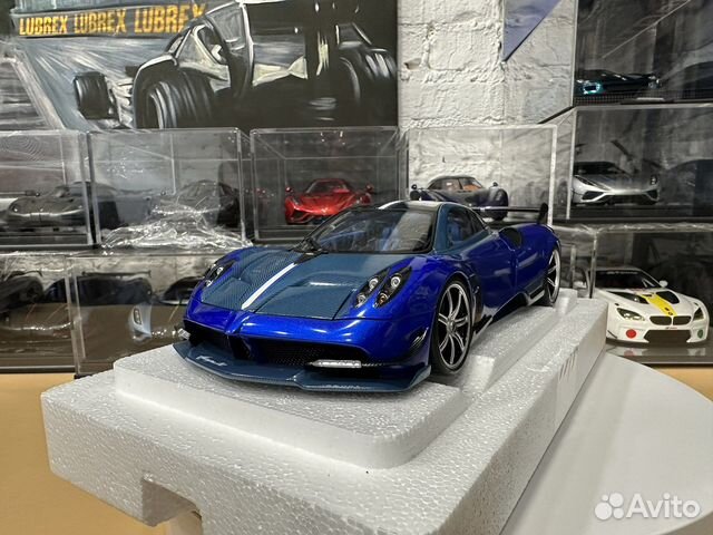 Autoart Pagani Huayra BC 2016 blue (78277) 1:18