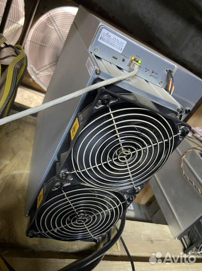 Antminer s19j pro 111th 2,8кВт
