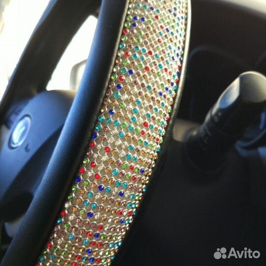 Оплётки на руль со стразами