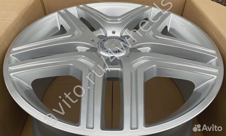 Диски на Mercedes ML AMG GL R21