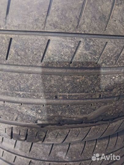 Dunlop ES801 285/40 R20