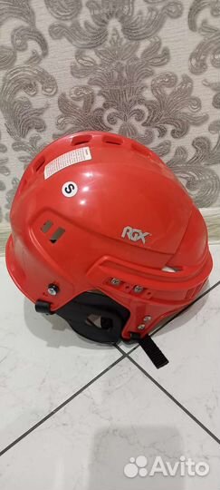 Шлем хоккейный детский новый