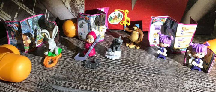 Киндер сюрприз Маша и медведь, Бегемоты семья